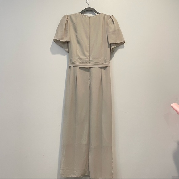 Ivy City Co midi faux wrap sage green dress - Picture 7 of 10